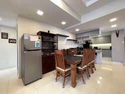 Eastwood Centre (D16), Apartment #585590461